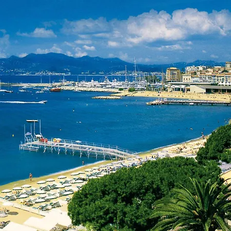 La Croix Des Gardes By Interhome