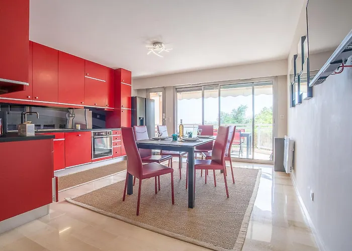 La Croix Des Gardes By Interhome *