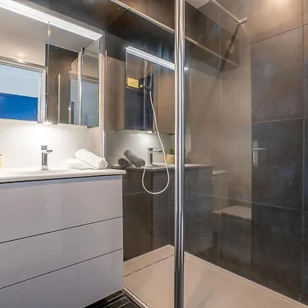 La Croix Des Gardes By Interhome شقة كان